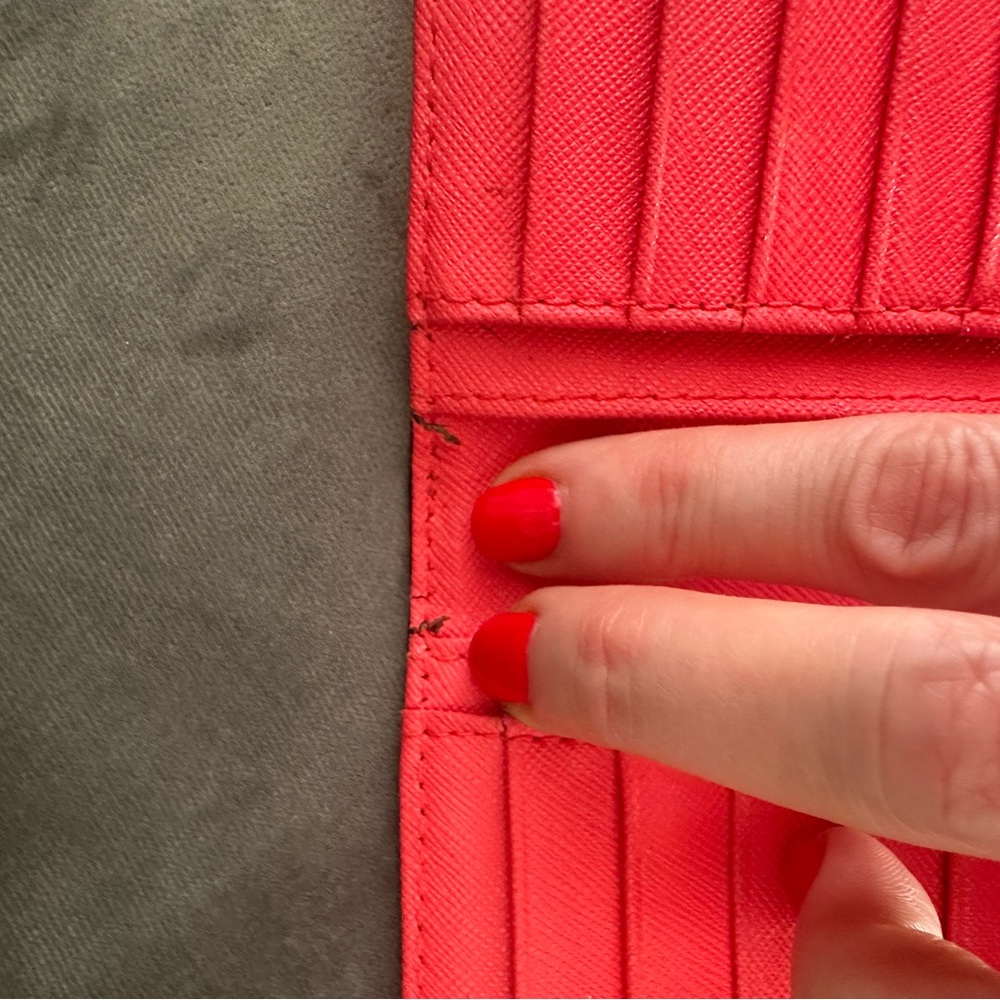 Kate Spade Wallet - Picture 5 of 5